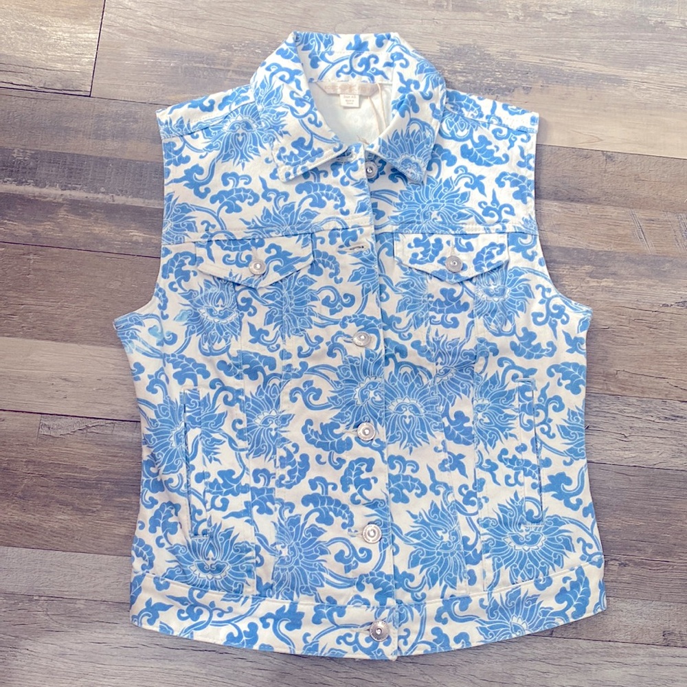 BOSTON PROPER  White&Blue Floral Denim Jean Vest New Light w.Pockets Sz. XS /S